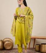Green women kurta pant dupatta set