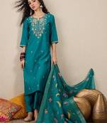 Green women kurta pant dupatta set