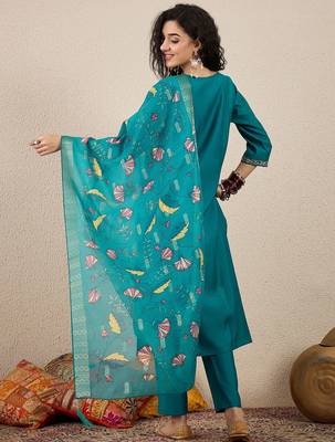 Green women kurta pant dupatta set 2