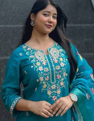 Green women kurta pant dupatta set 4