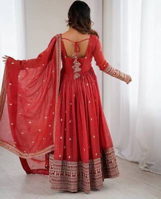 Pure crunchy silk fabric fully flair  gown,with duppta set 3