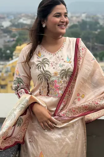 Cream women kurta pant dupatta set