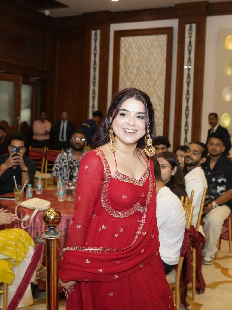 Crimson red festive suit