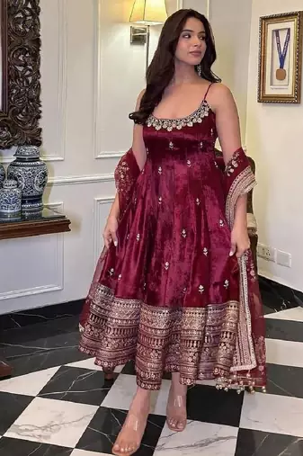 Maroon silk blend embroidered suit