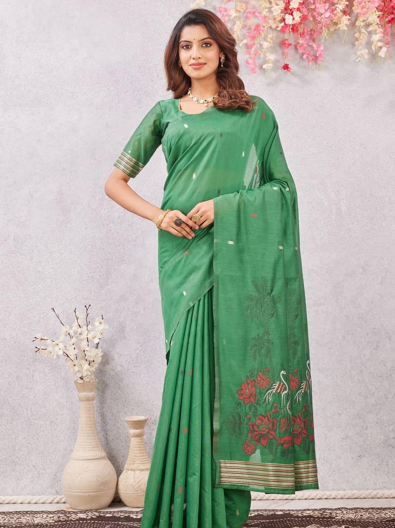 gajri lillen jacuard work designer party wear saree with unstitched blouse piece