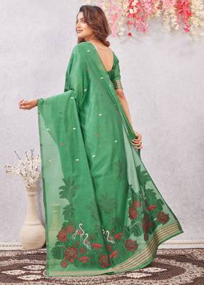 gajri lillen jacuard work designer party wear saree with unstitched blouse piece 3