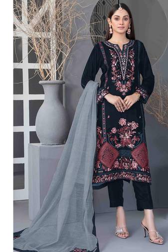 Blue velvet straight suit for women 