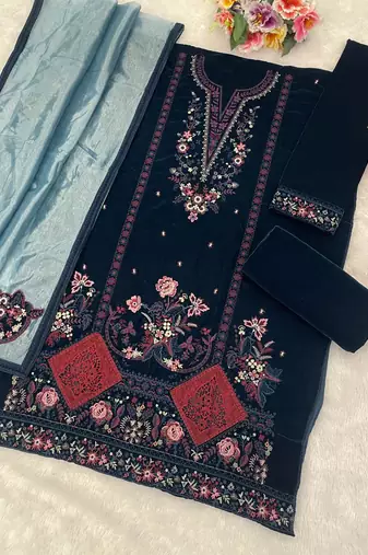 Blue velvet straight suit for women