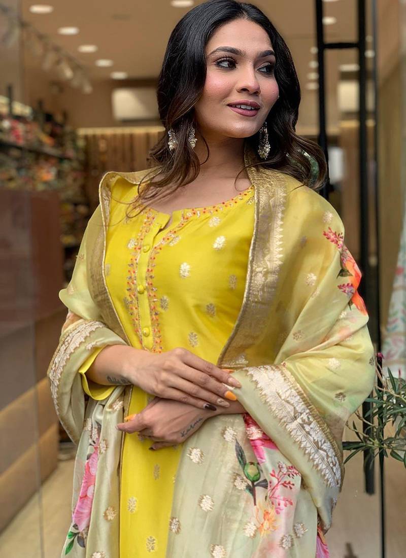 Organza jacquard work kurta set in yellow