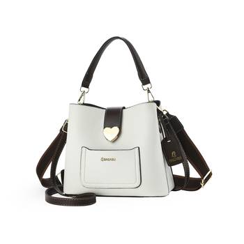 Handbag, detachable sling strap 1