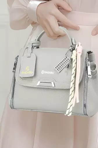 Handbag, detachable sling strap