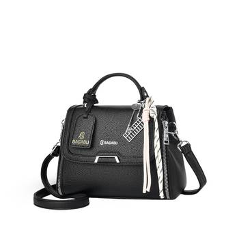 Handbag, detachable sling strap 1