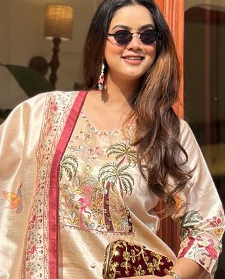 Cream women kurta pant dupatta set 4