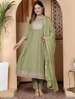 Pista women kurta pant dupatta set 1