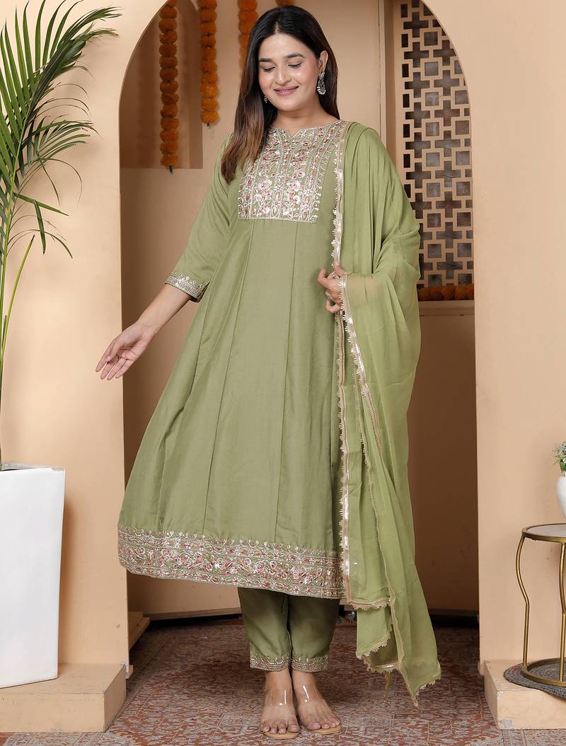 Pista women kurta pant dupatta set