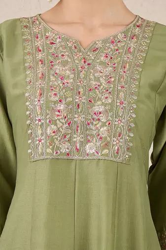Pista women kurta pant dupatta set