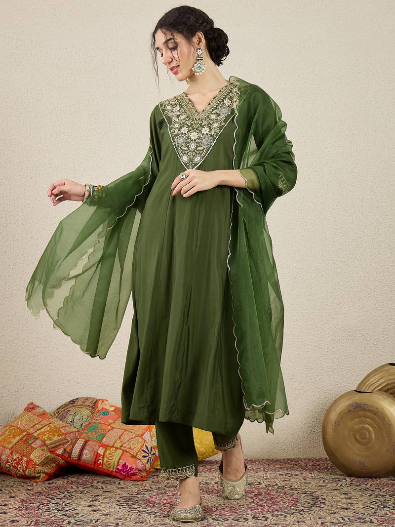 Mehndi women kurta pant dupatta set