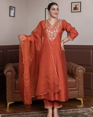 Peach women kurta pant dupatta set 1