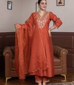 Peach women kurta pant dupatta set
