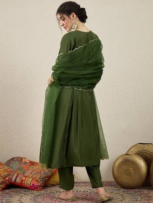 Mehndi women kurta pant dupatta set 2