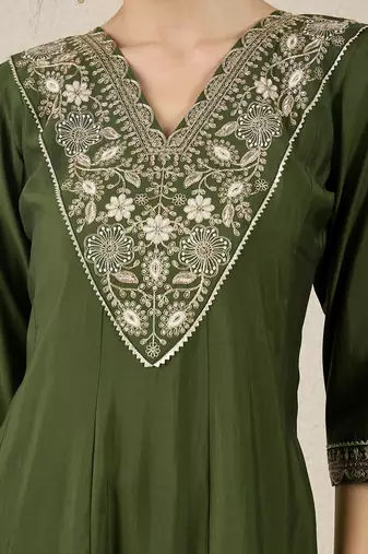 Mehndi women kurta pant dupatta set