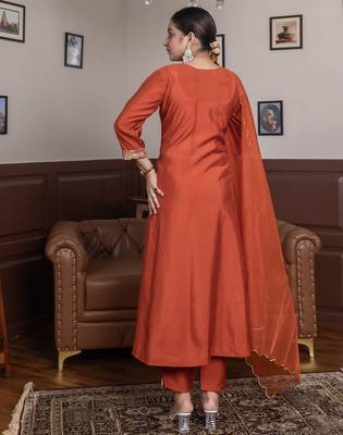 Peach women kurta pant dupatta set 4