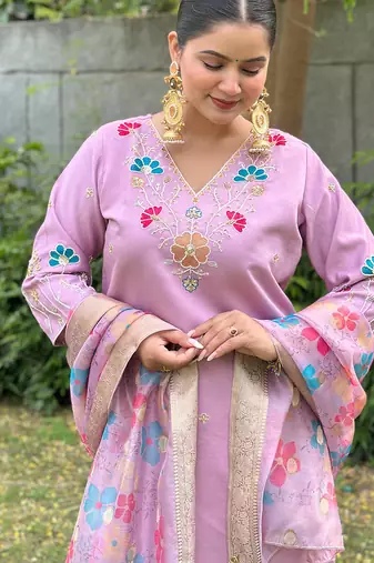 Lavender women kurta pant dupatta set