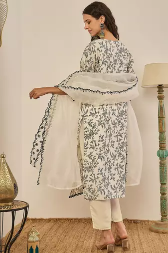 Cream women kurta pant dupatta set
