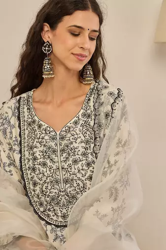 Cream women kurta pant dupatta set