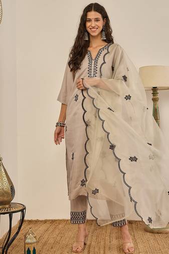 Grey women kurta pant dupatta set