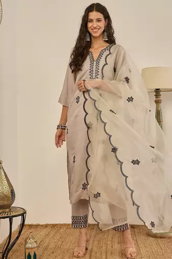 Grey women kurta pant dupatta set