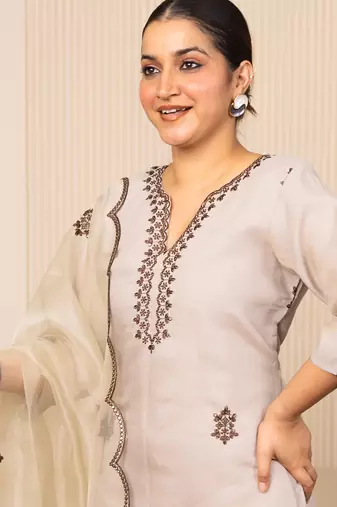 Grey women kurta pant dupatta set