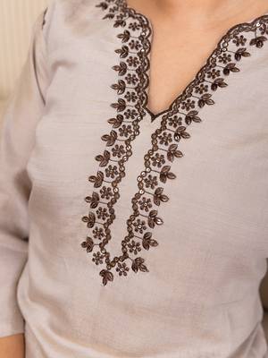 Grey women kurta pant dupatta set 4