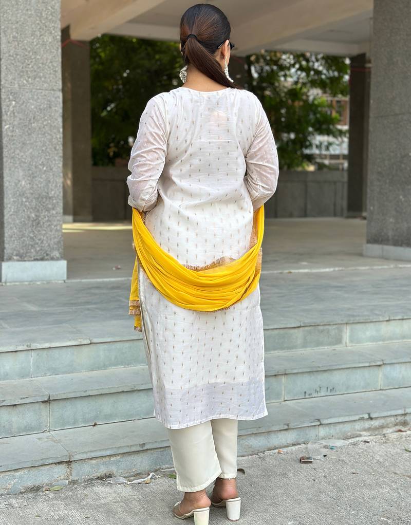 White women kurta pant dupatta set