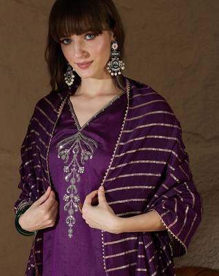 Purple women kurta pant dupatta set 3