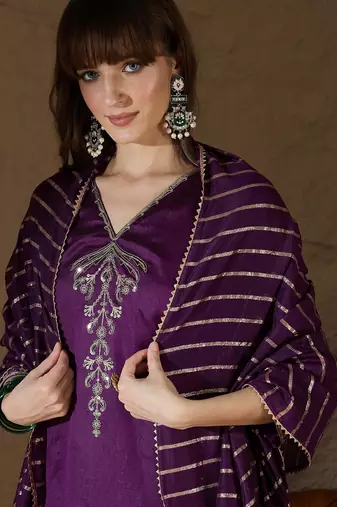 Purple women kurta pant dupatta set