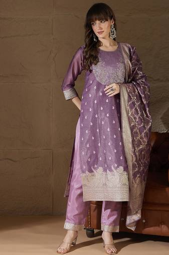 Purple women kurta pant dupatta set