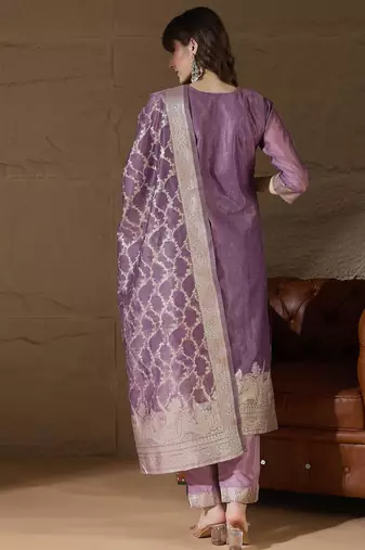 Purple women kurta pant dupatta set