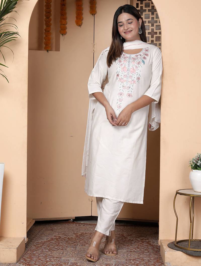 White women kurta pant dupatta set