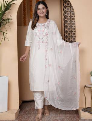 White women kurta pant dupatta set 3