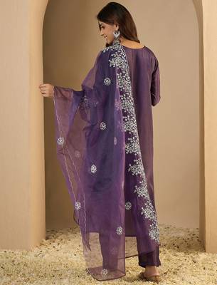 Lavender women kurta pant dupatta set 2