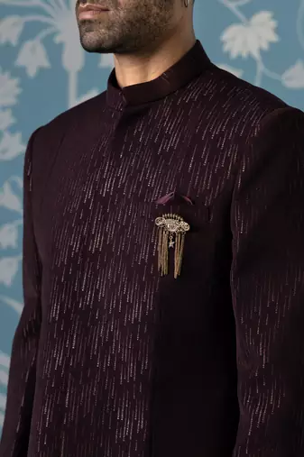 Elegant self-textured geometric bandhgala set