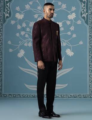 Elegant self-textured geometric bandhgala set 4