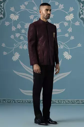 Elegant self-textured geometric bandhgala set