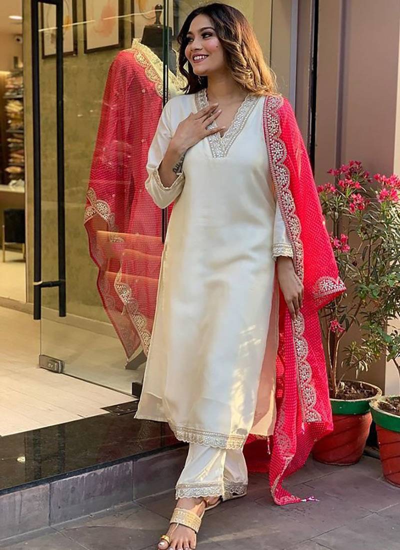 Off white viscose plain sttiched straight suit