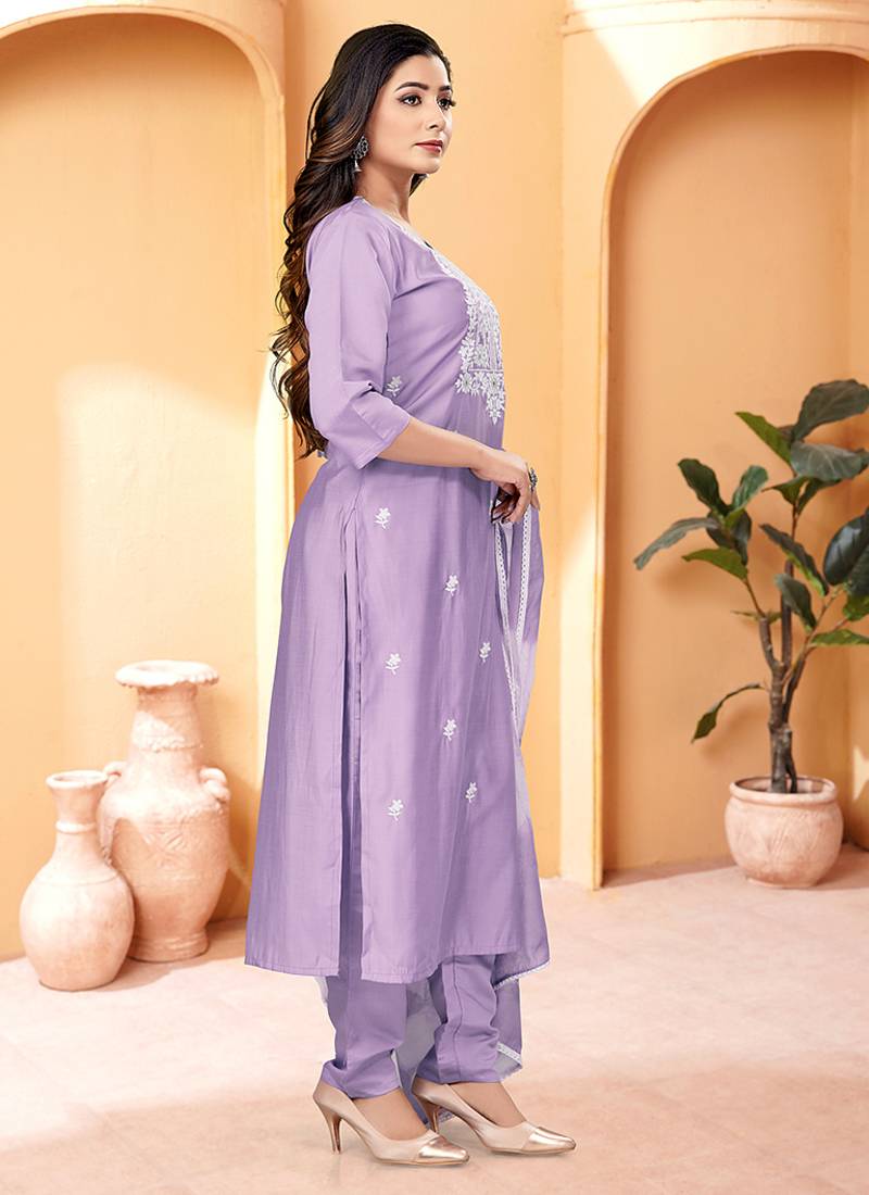 Lavender chanderi viscose embroidered kurta set