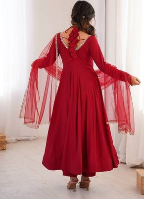 Women red ethnic anarkali kurta set for festive & wedding wear 2