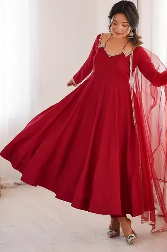 Women red ethnic anarkali kurta set for festive & wedding wear