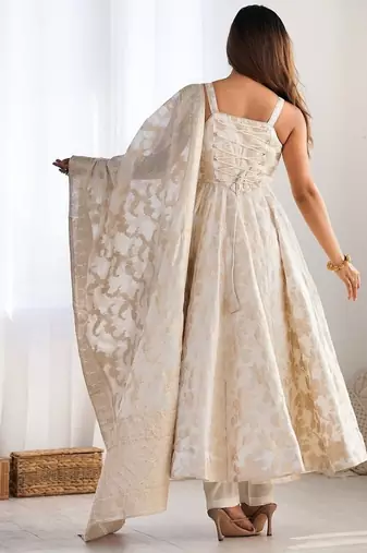 Off-white & gold jecqaurd banarasi anarkali kurta set with dupatta