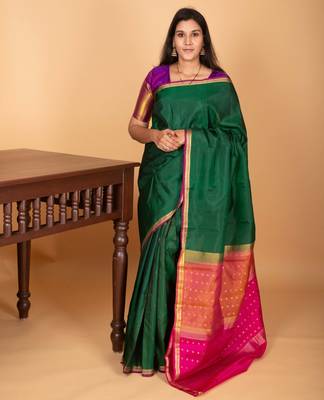 Bottle green and rani pink partly pleats pure kanjivaram silk saree 1
